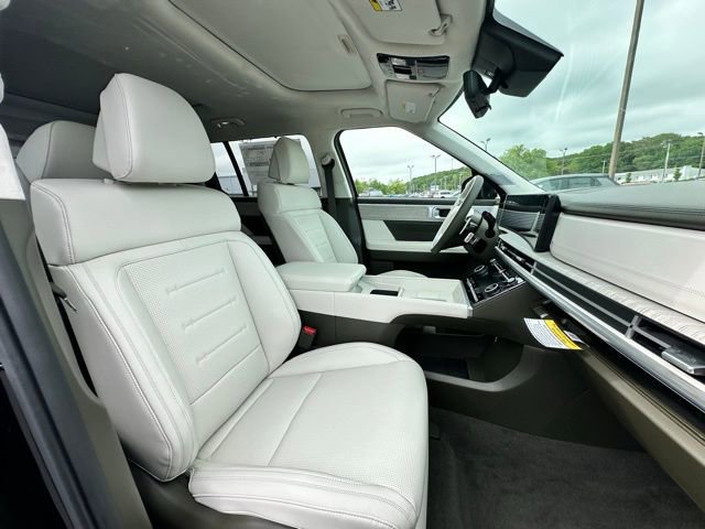 New 2025 Hyundai Santa Fe Calligraphy image 30