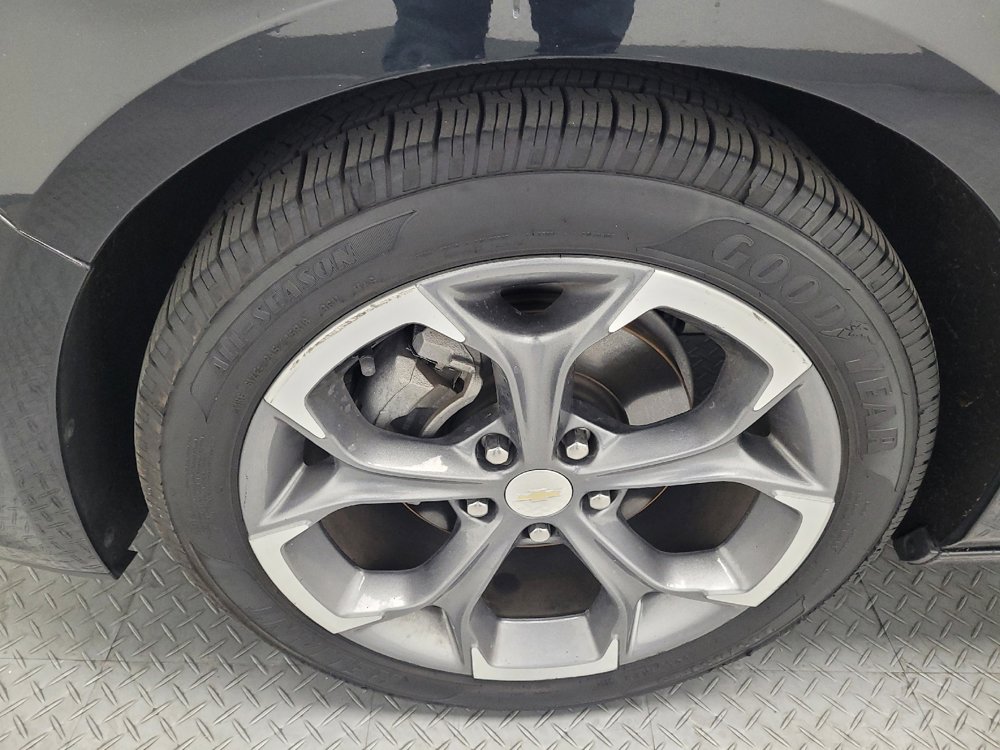 Used 2021 Chevrolet Malibu LT FWD image 31