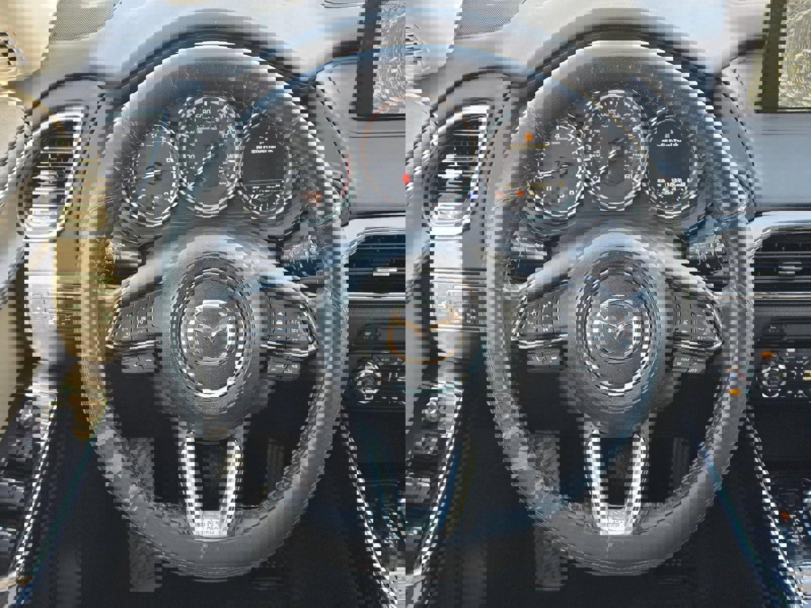 Used 2018 MAZDA CX-9 Touring FWD image 15