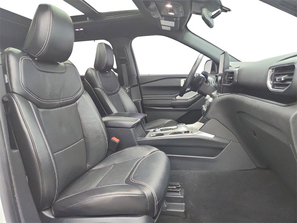 Used 2020 Ford Explorer ST w/ ST Street Pack image 27