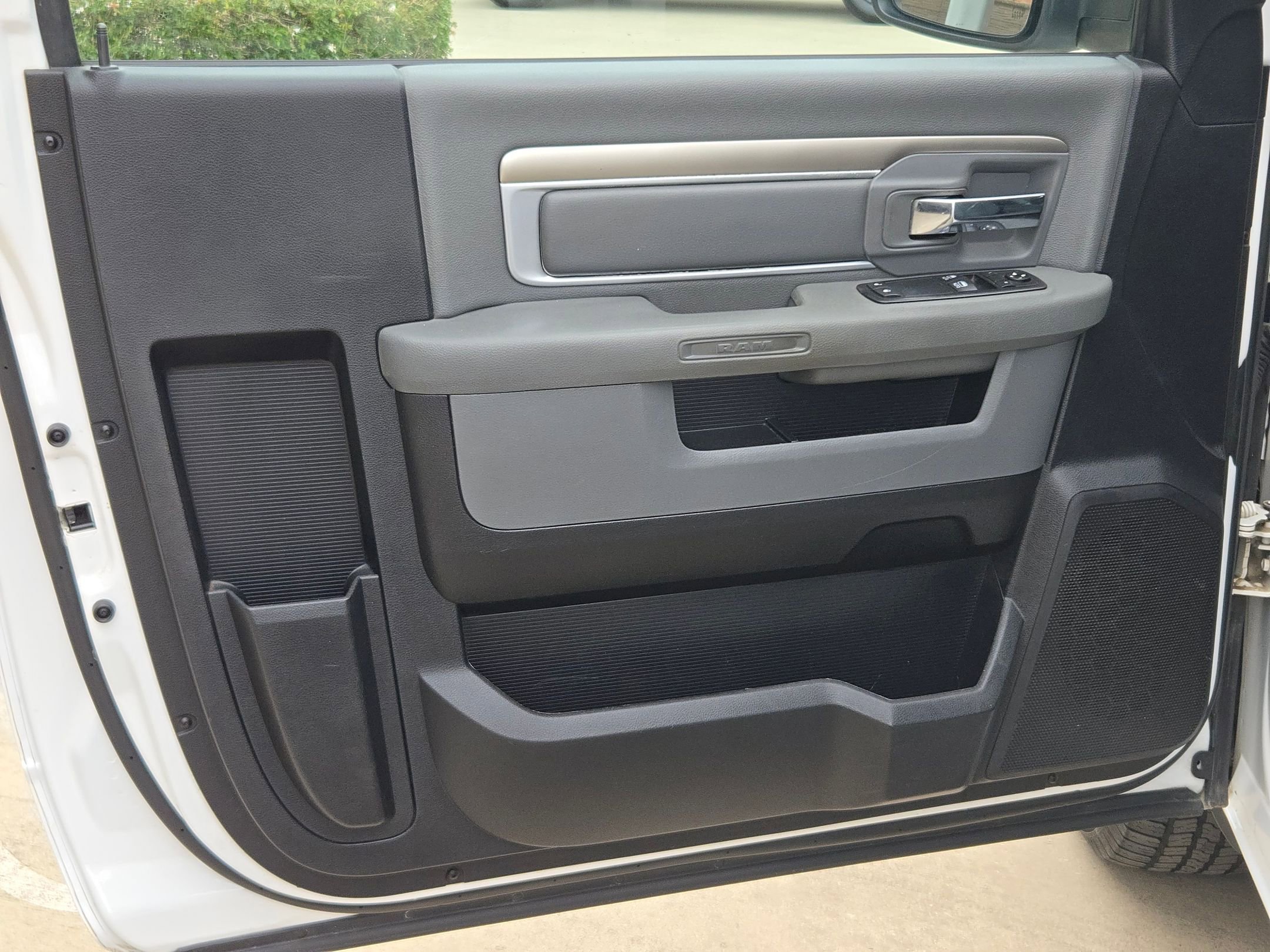 Used 2016 RAM 1500 Tradesman w/ Power & Remote Entry Group RWD image 11