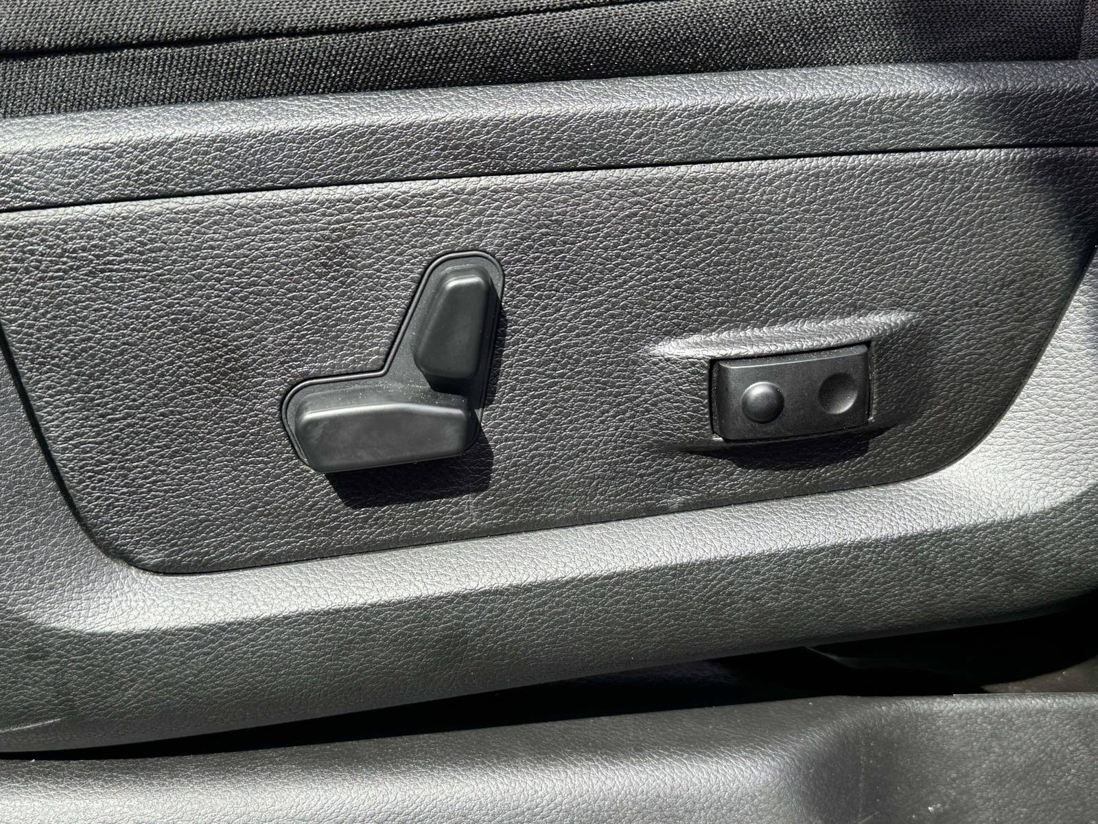 Used 2026 RAM 2500 Big Horn AWD/4WD image 26