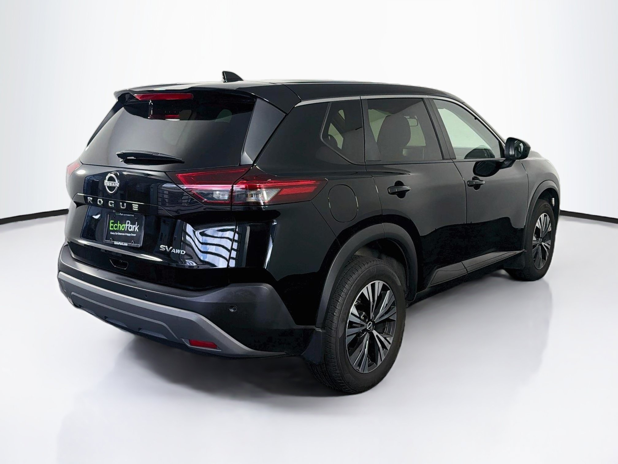 Used 2023 Nissan Rogue SV AWD/4WD image 9