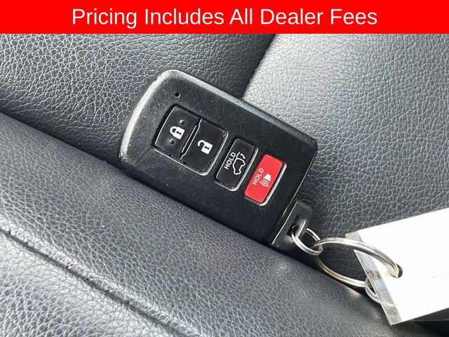 Used 2018 Toyota RAV4 Limited w/ All Weather Liner Package AWD/4WD image 38