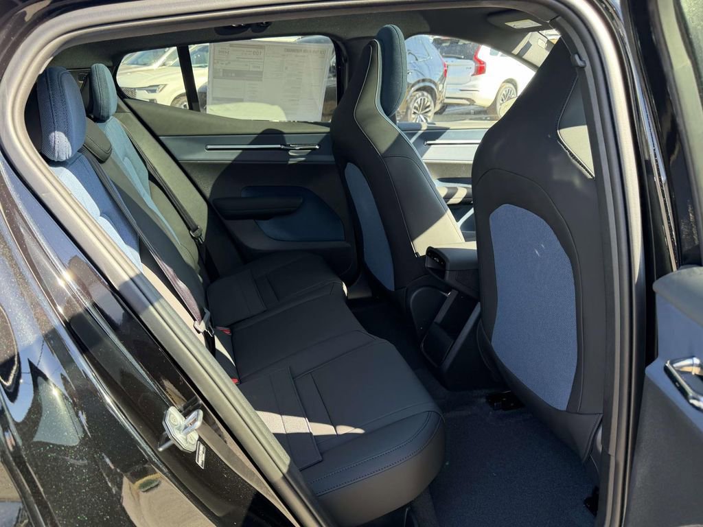New 2026 Volvo EX30 Ultra w/ Protection Package Premier AWD/4WD image 11