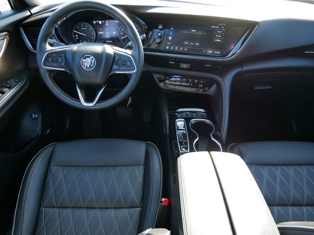 Used 2023 Buick Envision Avenir image 27