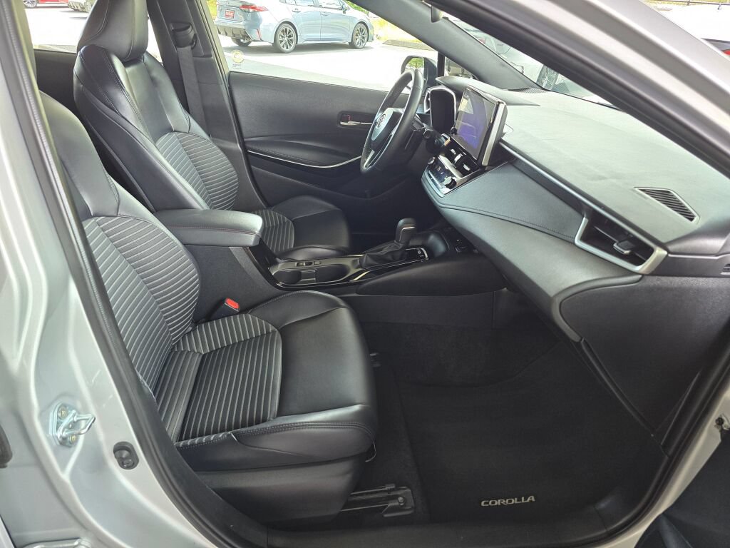 Used 2024 Toyota Corolla XSE FWD image 11