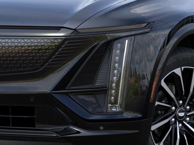 New 2026 Cadillac Lyriq Sport w/ LPO, Floor Liner Package RWD image 10