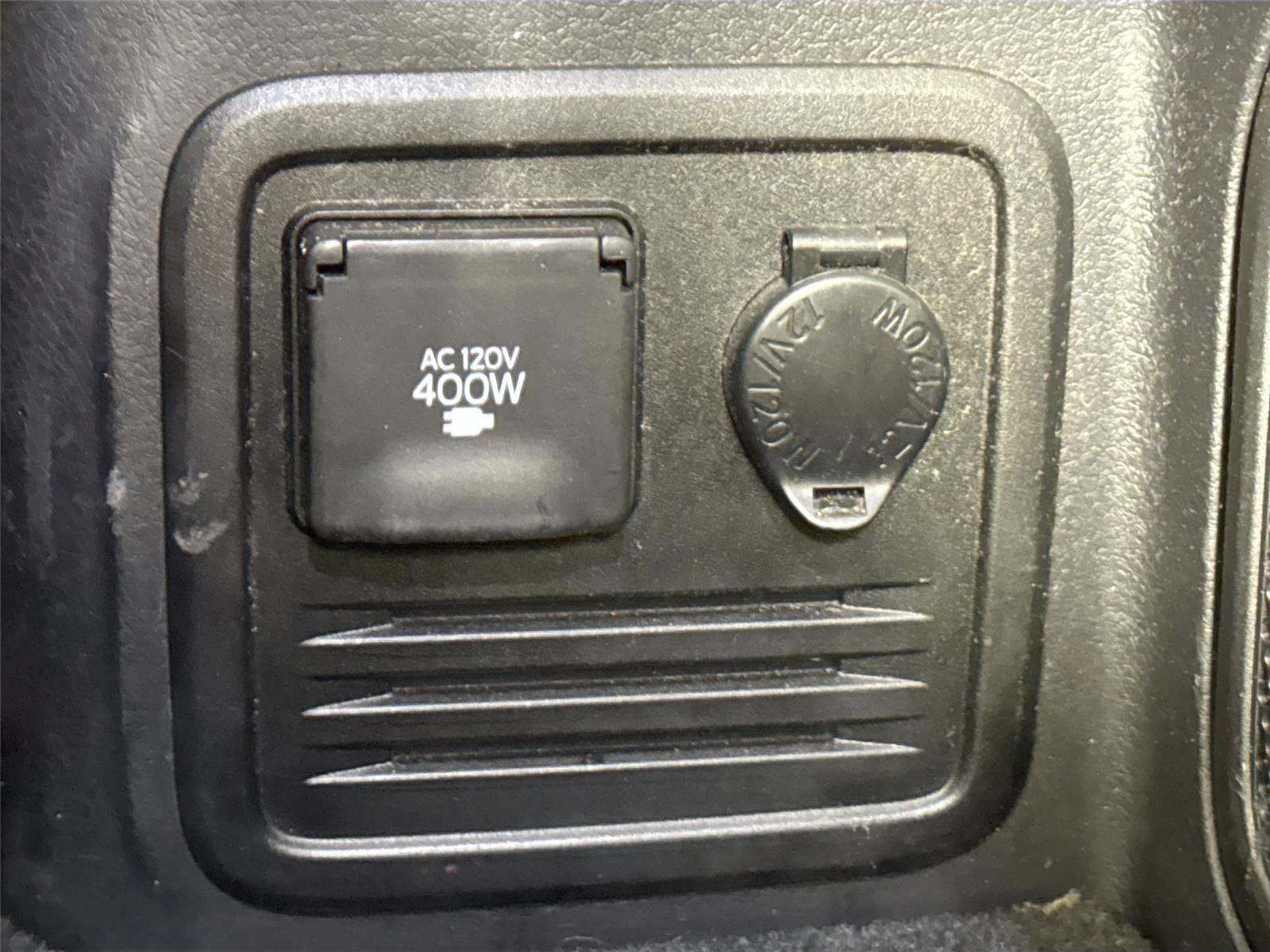 Used 2016 Toyota 4Runner Limited image 41