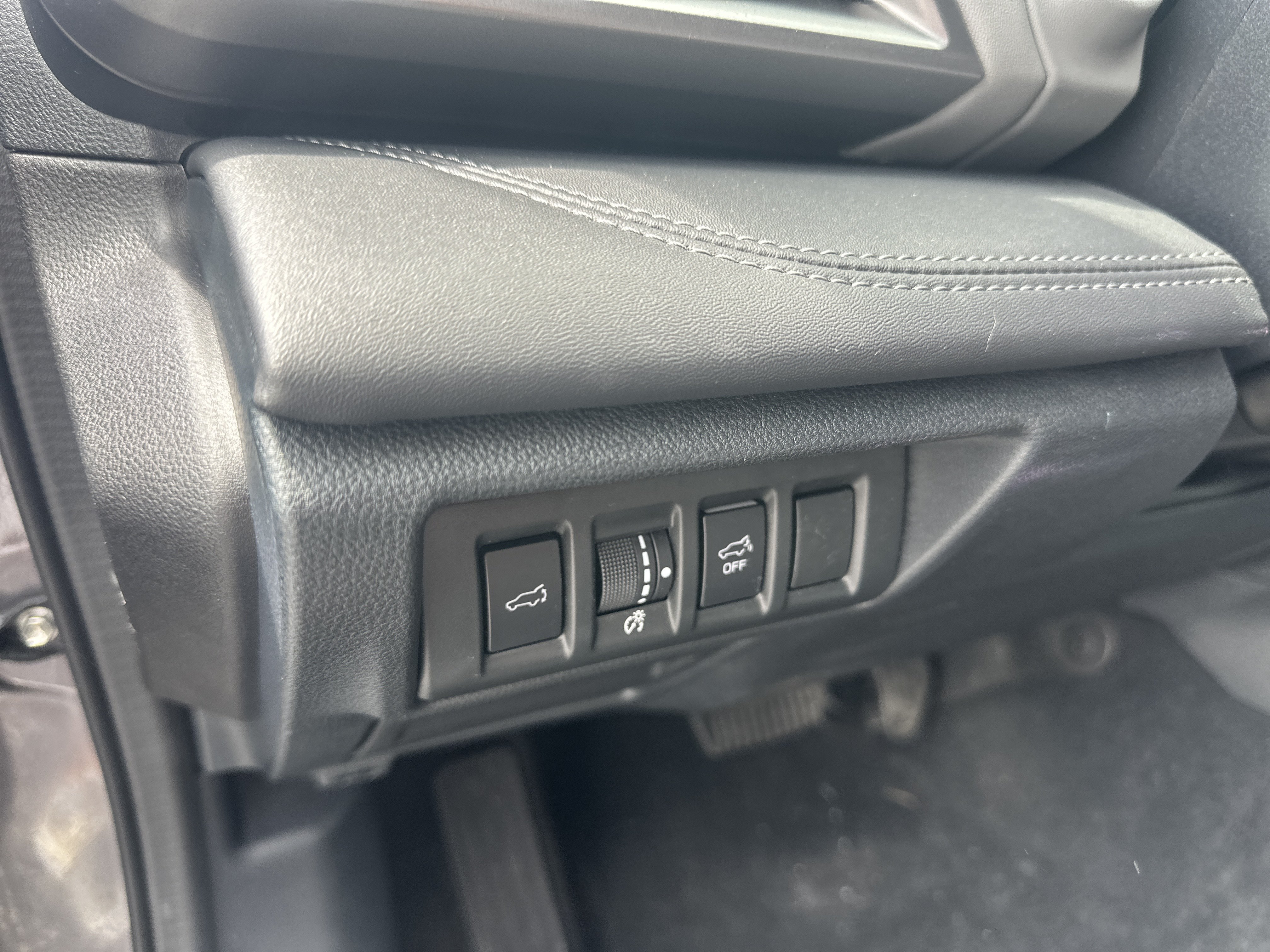 Used 2022 Subaru Outback Limited AWD/4WD image 24