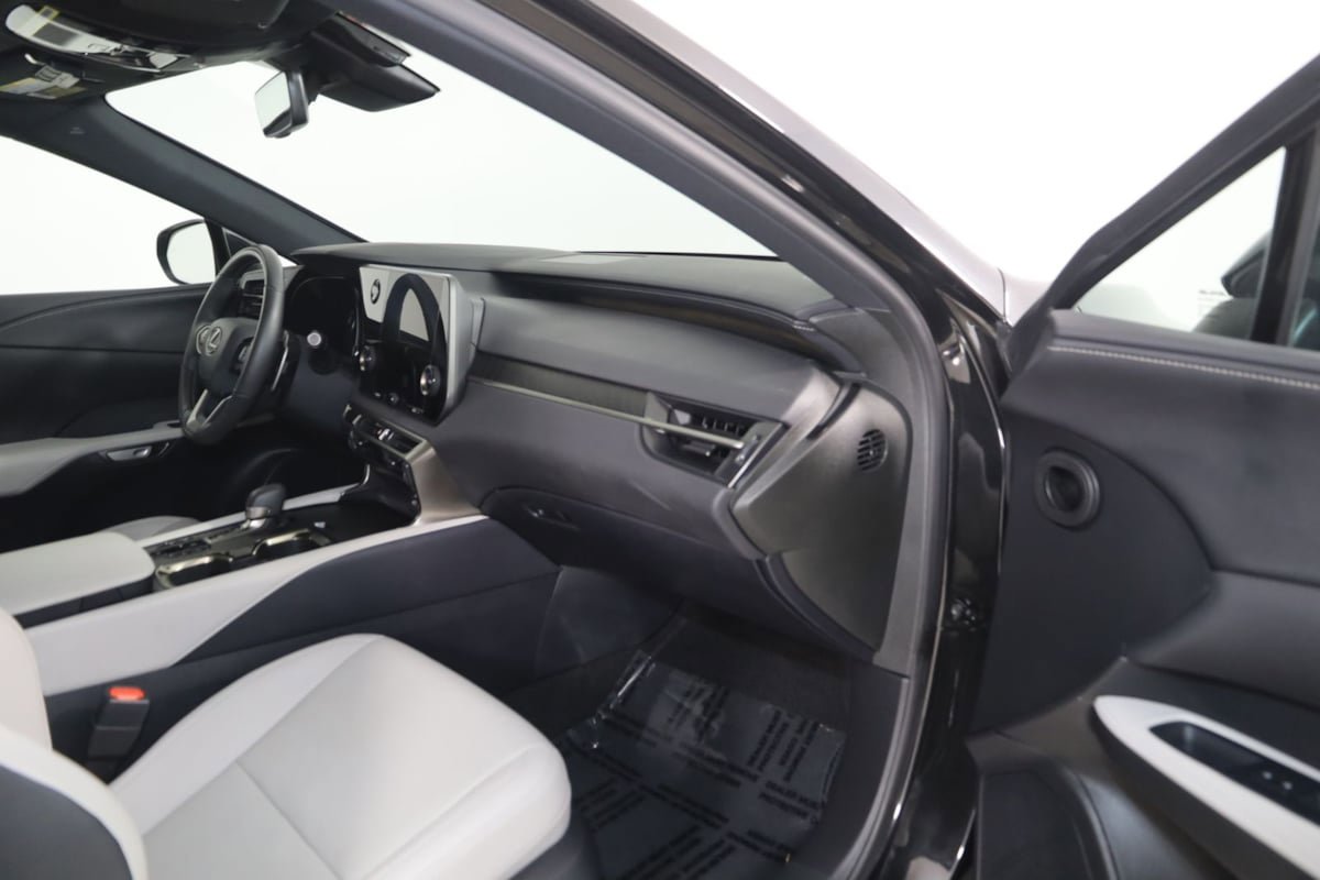 Used 2023 Lexus RX 350 Premium w/ Accessory Package AWD/4WD image 43