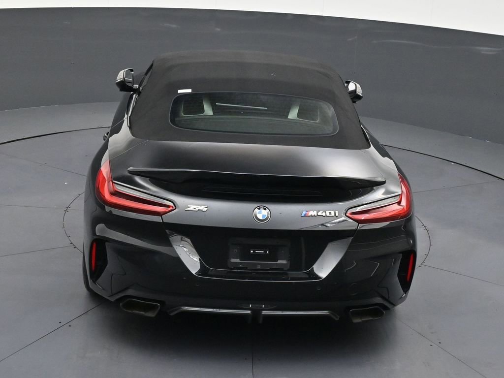 Used 2024 BMW Z4 M40i w/ Premium Package image 16