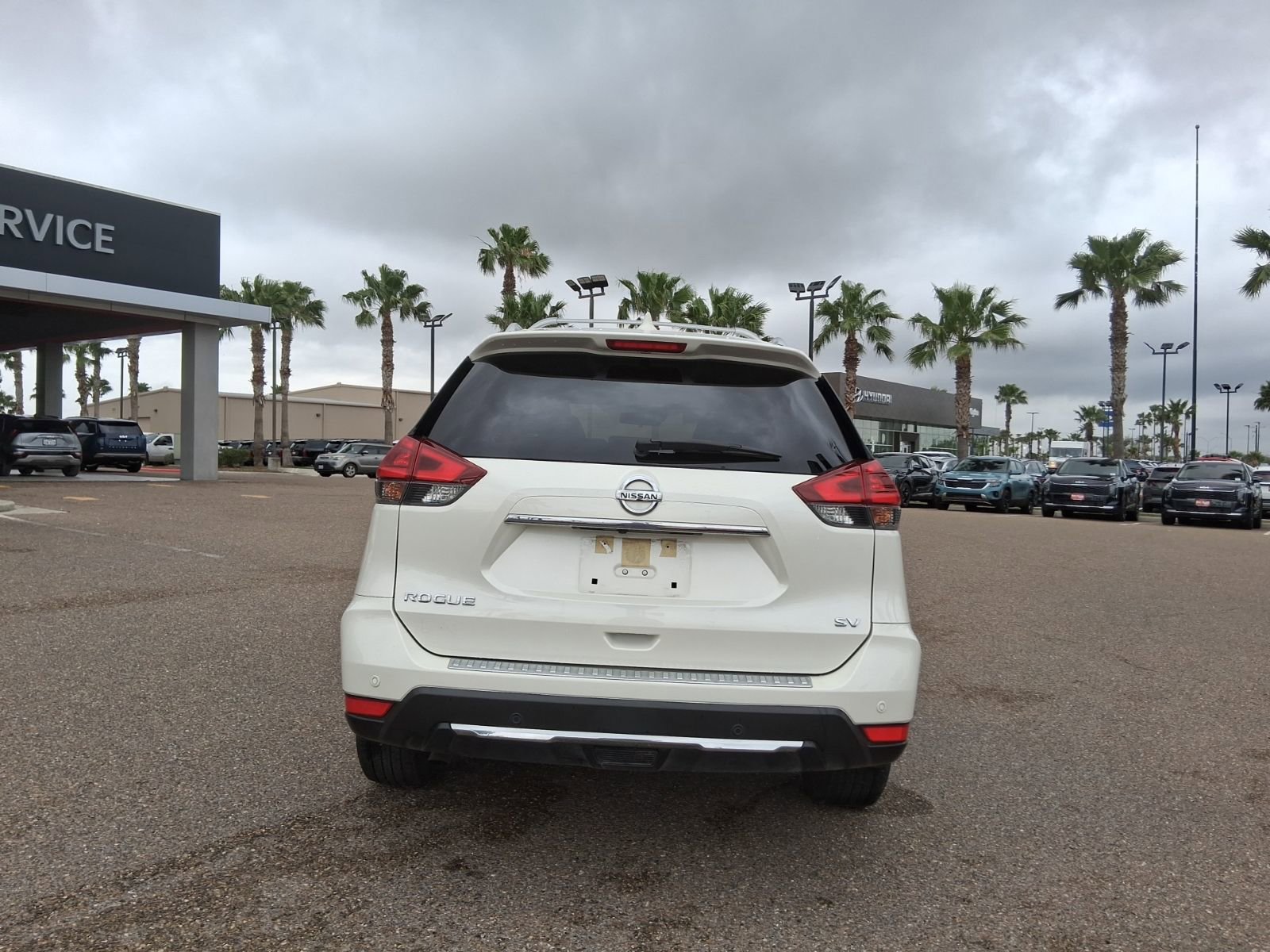 Used 2020 Nissan Rogue SV FWD image 5