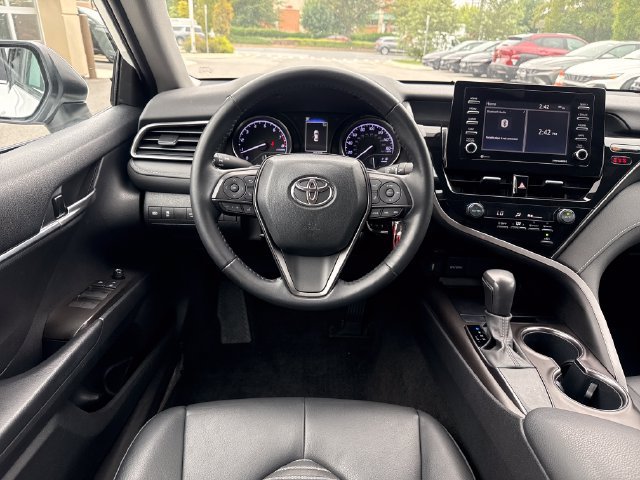 Used 2021 Toyota Camry SE FWD image 13