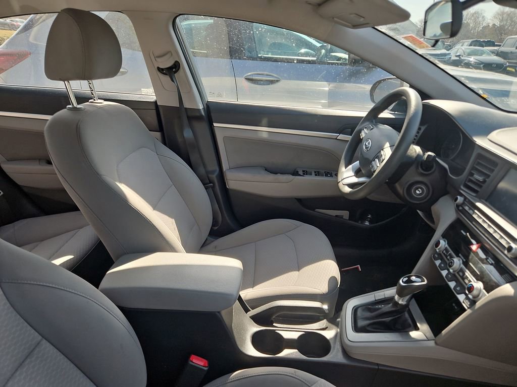 Used 2020 Hyundai Elantra SEL image 8