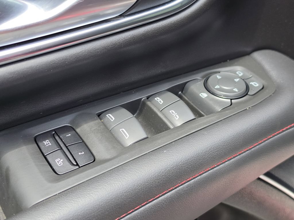 Used 2022 Chevrolet Tahoe RST AWD/4WD image 19