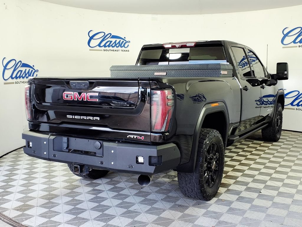 Used 2024 GMC Sierra 2500 AT4 w/ AT4 Premium Plus Package AWD/4WD image 7