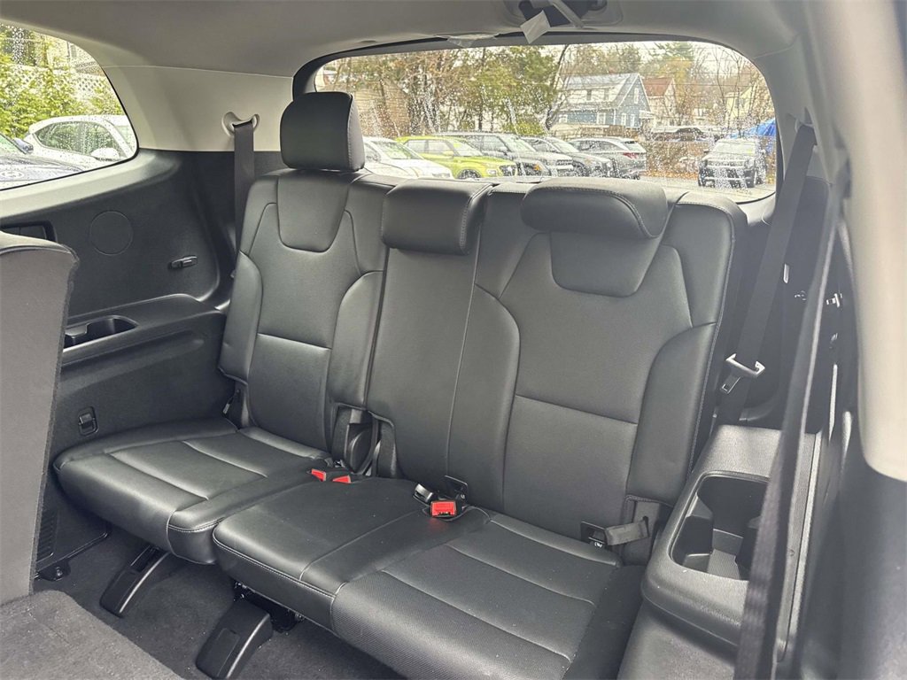 Used 2023 Kia Telluride EX image 13