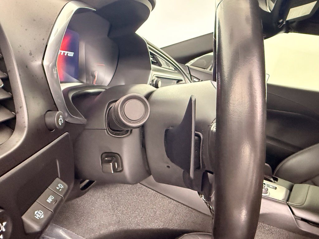 Used 2019 Chevrolet Corvette Stingray Coupe RWD image 31