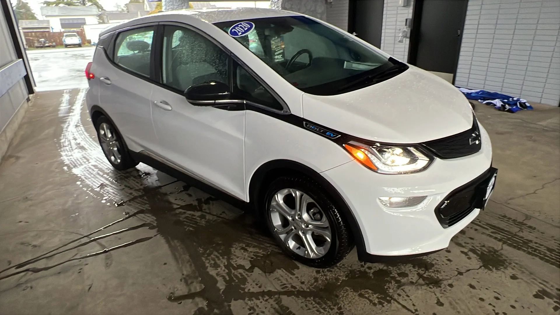Used 2020 Chevrolet Bolt LT image 3