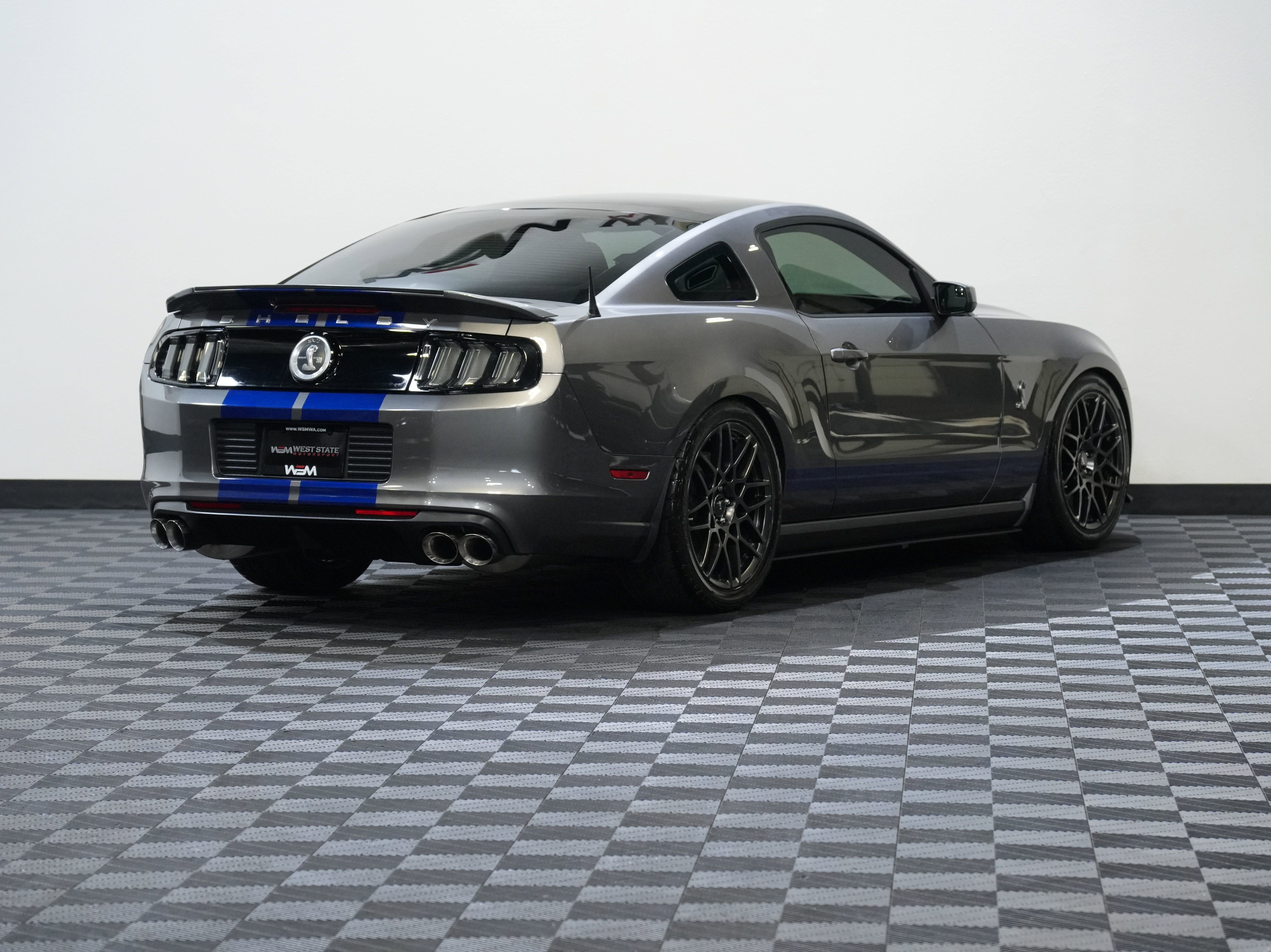 Used 2014 Ford Mustang Shelby GT500 w/ Equipment Group 821A RWD image 6