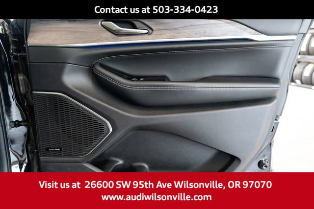 Used 2023 Jeep Grand Cherokee Overland AWD/4WD image 30