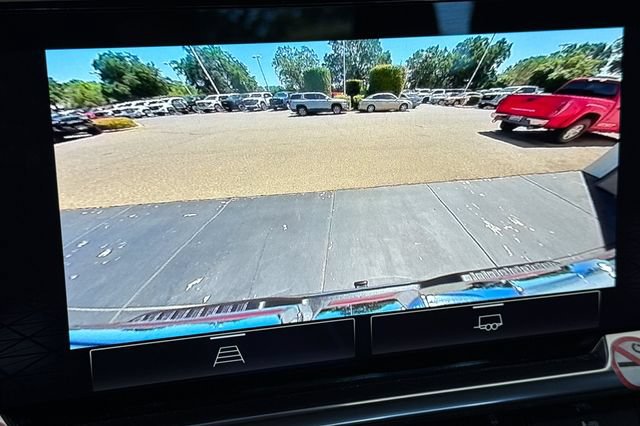 Used 2025 GMC Sierra 1500 SLT AWD/4WD image 27