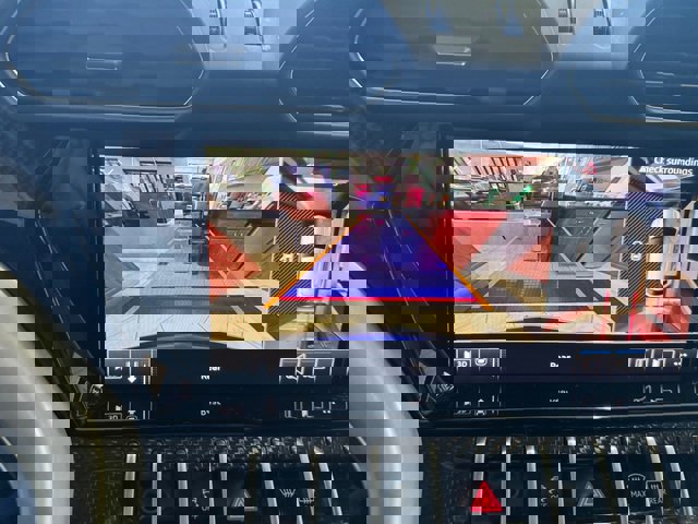 Used 2020 Lamborghini Urus image 11