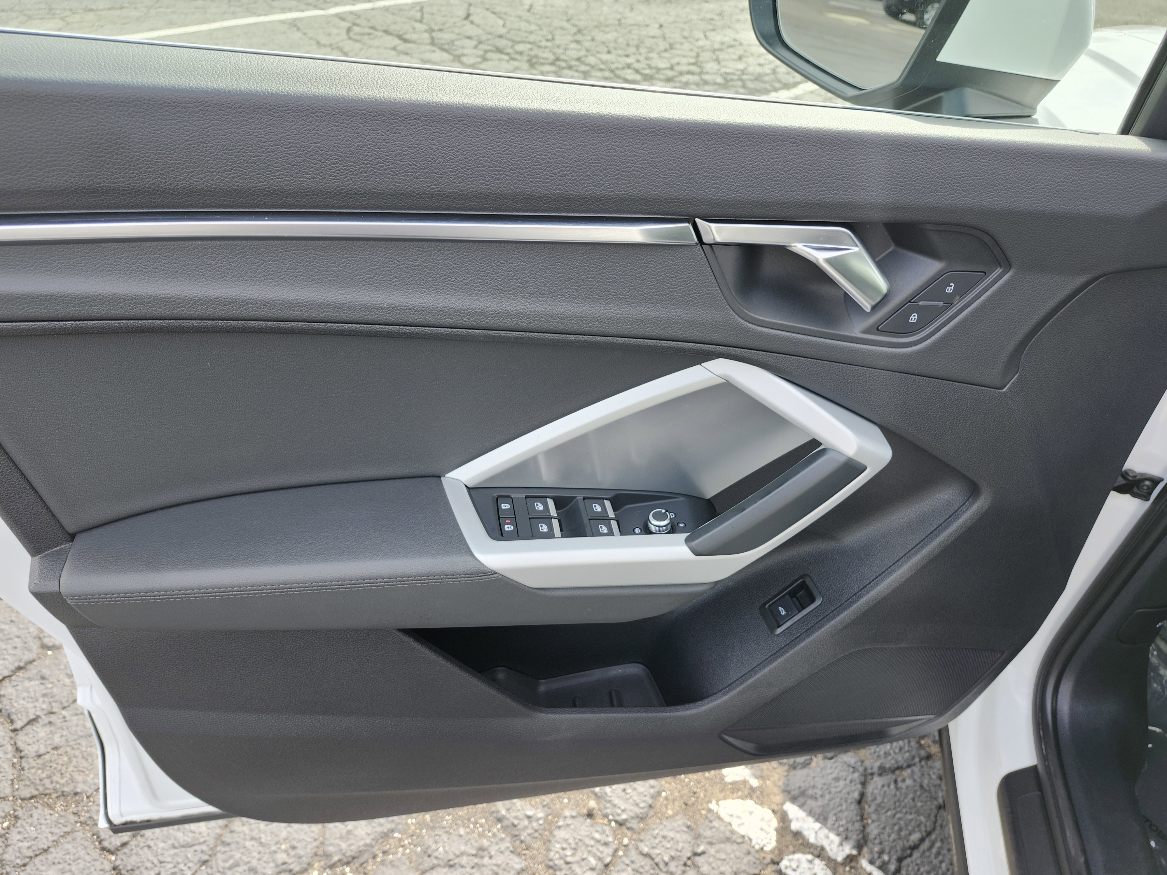 Used 2021 Audi Q3 2.0T Premium AWD/4WD image 26