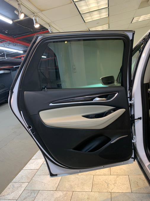 Used 2020 Buick Enclave Premium w/ Sun and Sites Package image 43