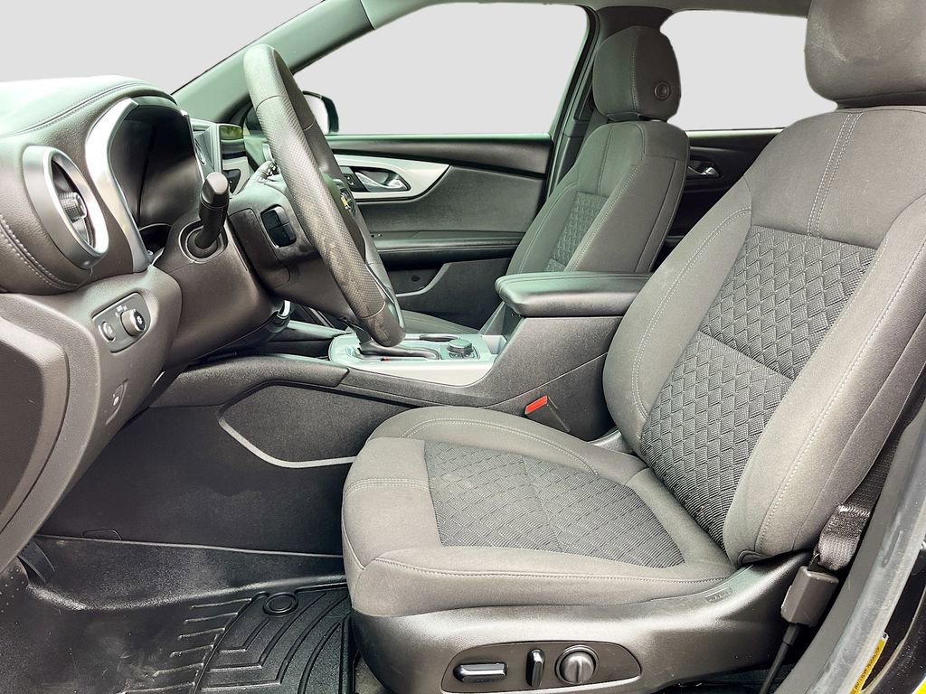 Used 2021 Chevrolet Blazer LT AWD/4WD image 19