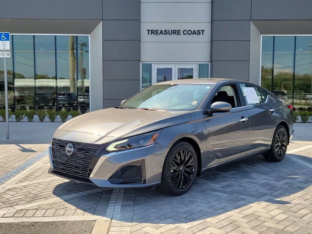 Used 2025 Nissan Altima 2.5 SV w/ SV Special Edition Package