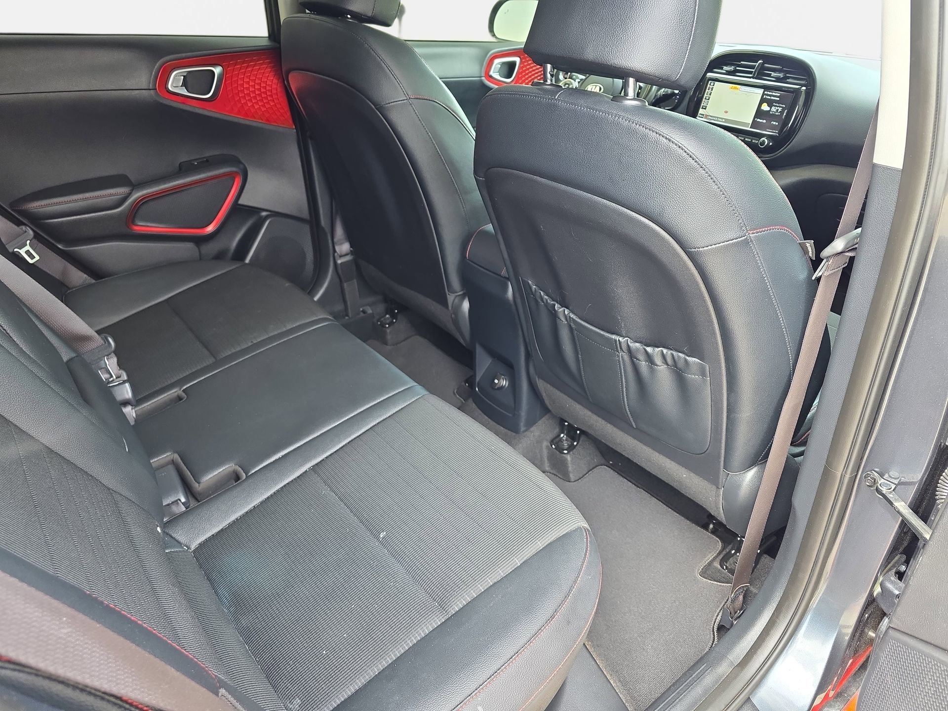 Used 2020 Kia Soul GT-Line Turbo FWD image 11