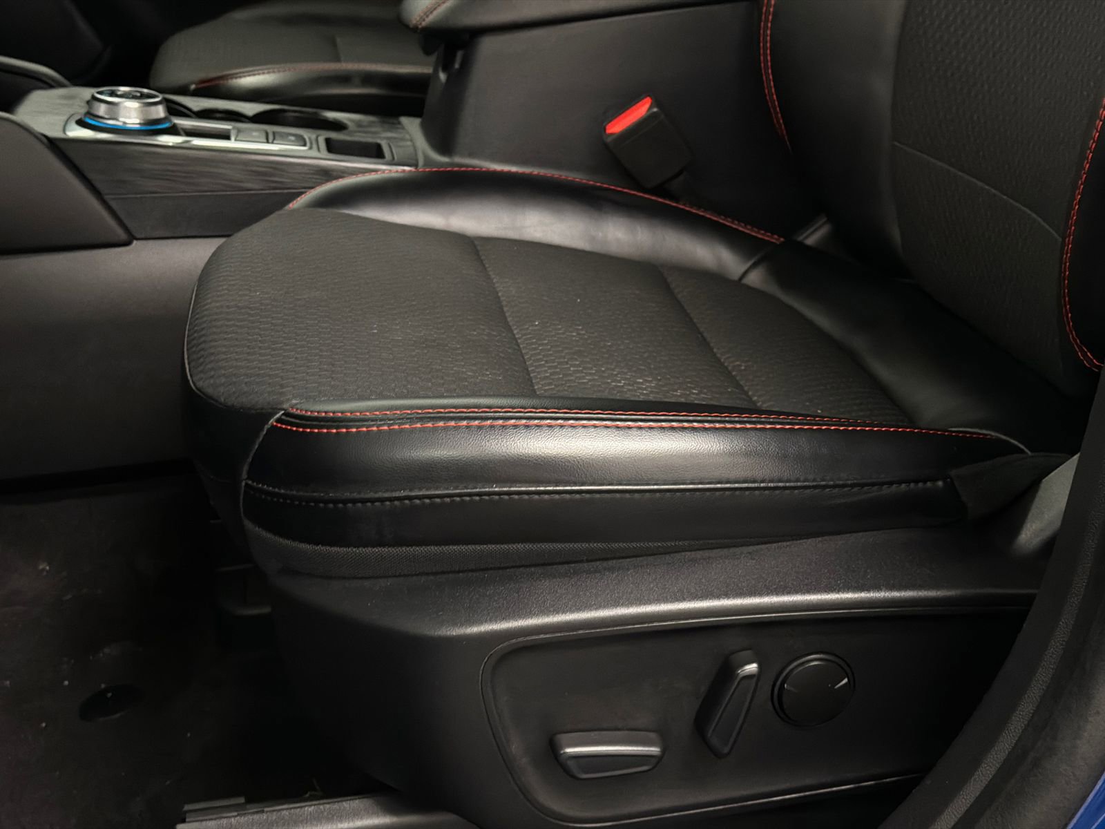 Used 2023 Ford Escape ST-Line Select w/ Tech Pack #2 image 12