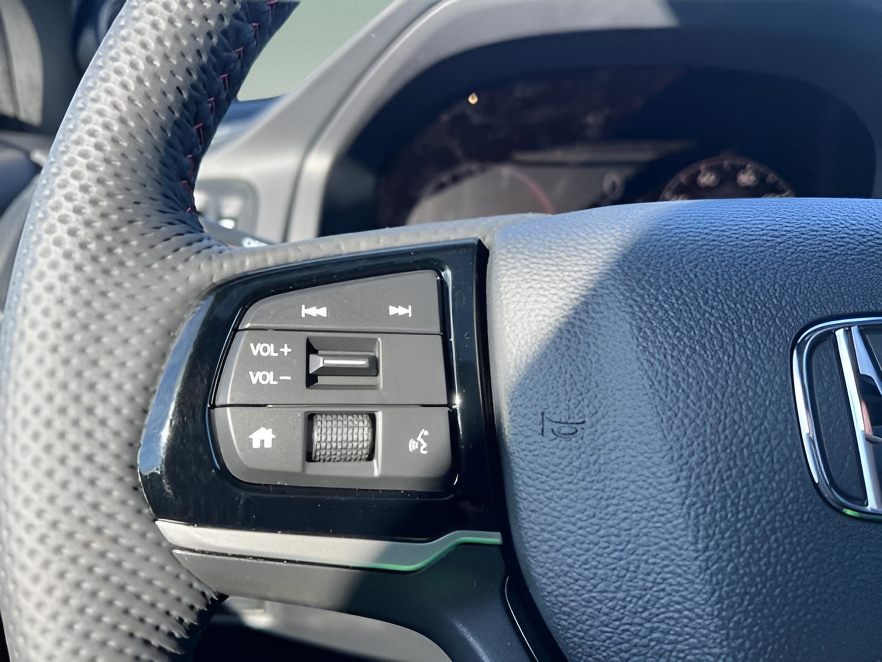 New 2026 Honda Ridgeline Black Edition image 16