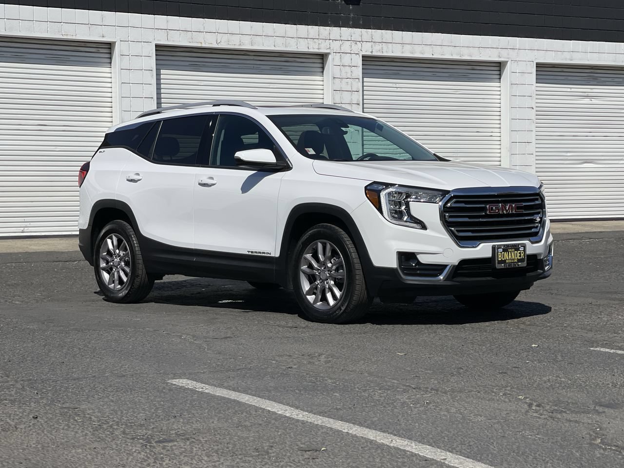 Used 2024 GMC Terrain SLT