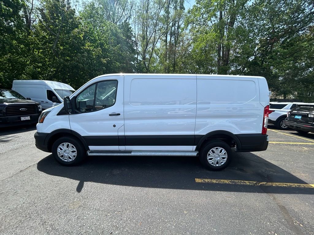 Used 2024 Ford Transit 250 Low Roof w/ Exterior Upgrade Package RWD image 4