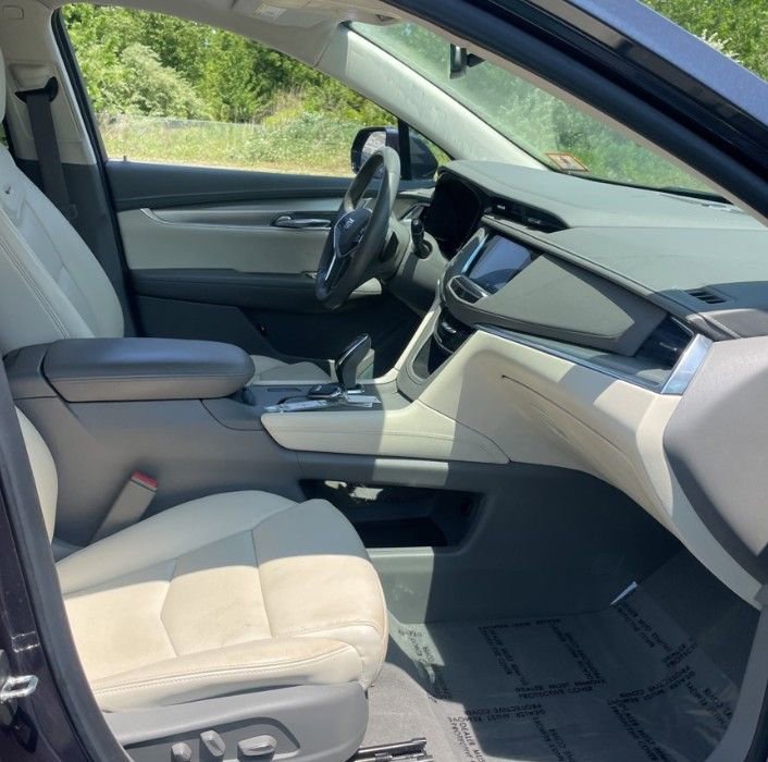 Used 2019 Cadillac XT5 Luxury FWD image 6