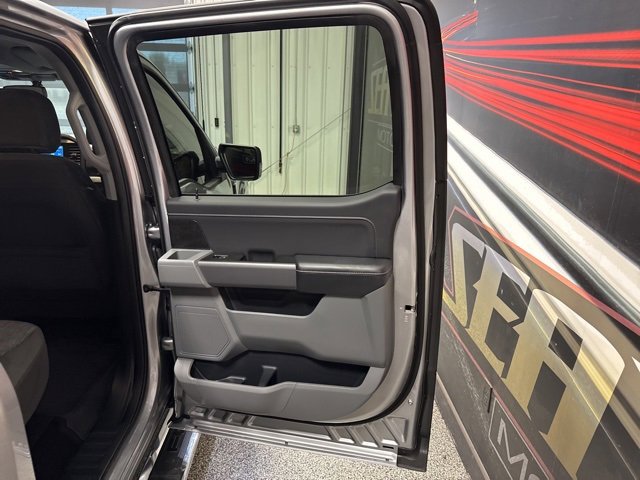 Used 2022 Ford F150 XLT w/ Equipment Group 302A High image 25