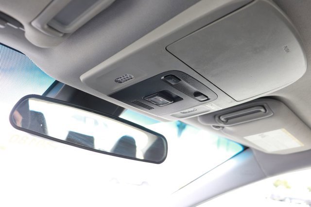 Used 2020 Toyota Camry LE image 21