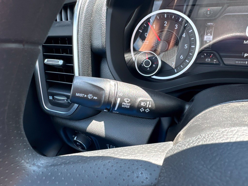 New 2026 RAM 1500 Express AWD/4WD image 12