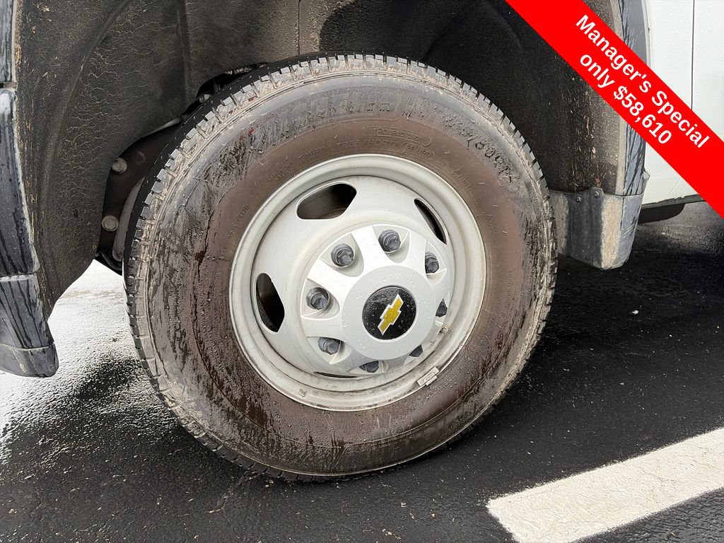 Used 2021 Chevrolet Silverado 3500 W/T w/ WT Convenience Package AWD/4WD image 23