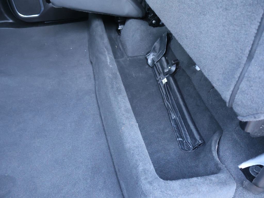 Used 2024 GMC Sierra 1500 SLT image 30