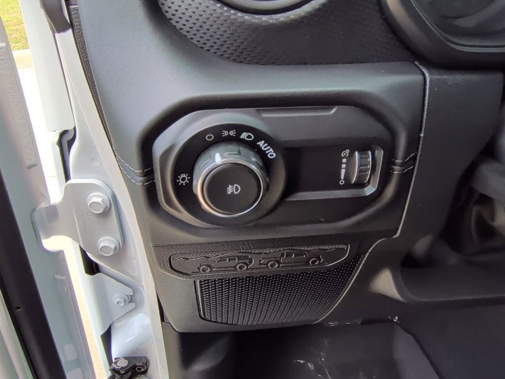 New 2026 Jeep Wrangler Unlimited Rubicon image 15