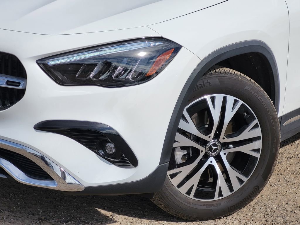 Used 2025 Mercedes-Benz GLA 250 4MATIC image 8