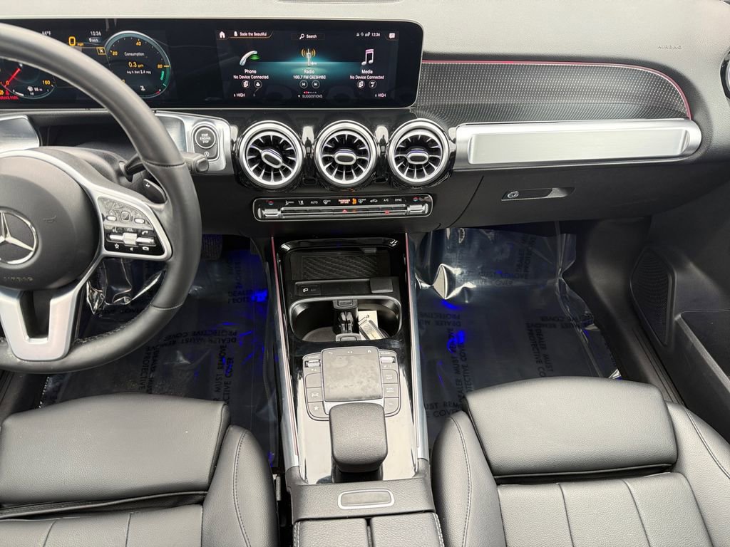 Used 2021 Mercedes-Benz GLB 250 4MATIC image 11
