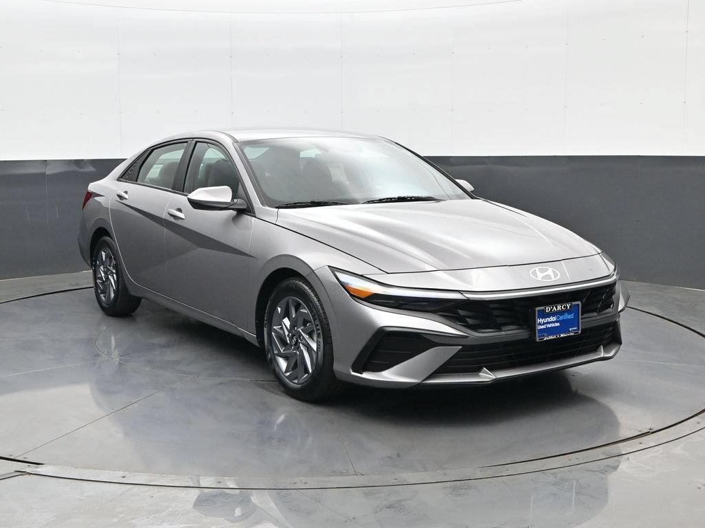 Certified 2024 Hyundai Elantra SEL FWD image 4