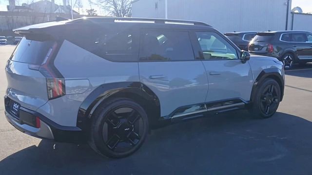 New 2026 Kia EV9 GT-Line image 3