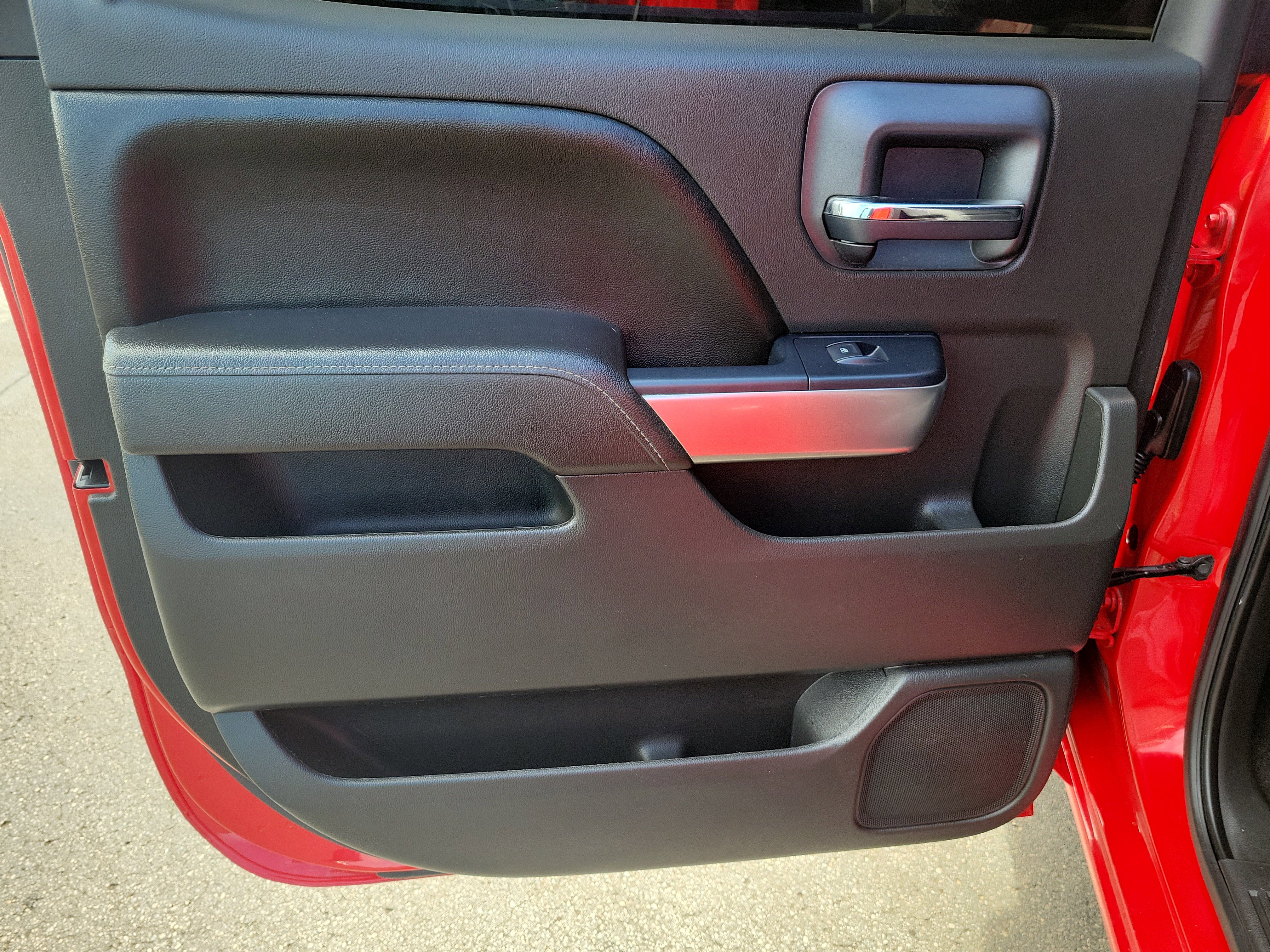 Used 2017 Chevrolet Silverado 1500 LT w/ All Star Edition image 14