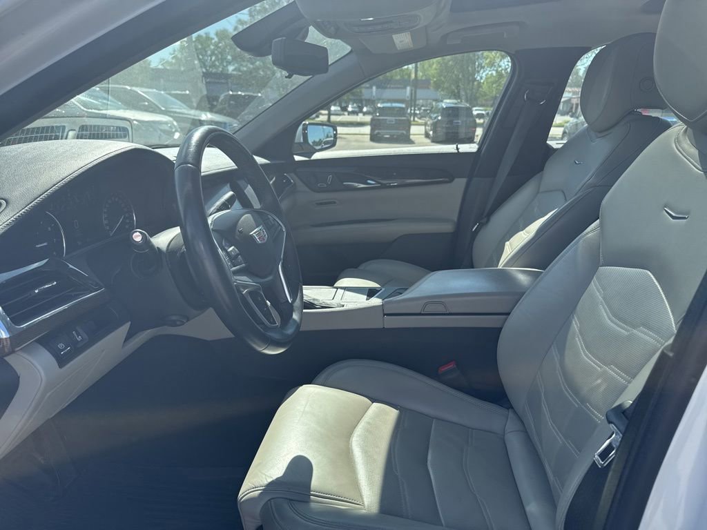 Used 2018 Cadillac CT6 Luxury AWD/4WD image 9